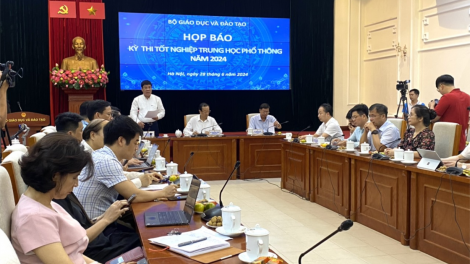 Họp báo kết thúc kỳ thi tốt nghiệp THPT 2024: “Nóng” vấn đề lộ đề thi (28/6/2024)