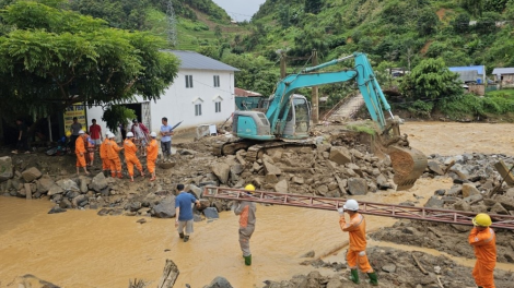 Tăng cường nhiều giải pháp ứng phó với lũ ống, lũ quét, sạt lở đất ở Yên Bái (17/7/2024)