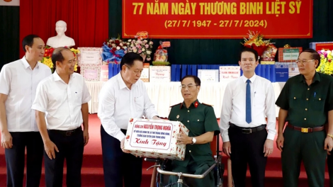 THỜI SỰ 21H30 ĐÊM 22/7/2024: Trưởng Ban Tuyên giáo Trung ương Nguyễn Trọng Nghĩa thăm Trung tâm Điều dưỡng người có công tỉnh Phú Thọ nhân dịp kỷ niệm 77 năm Ngày Thương binh - Liệt sỹ.