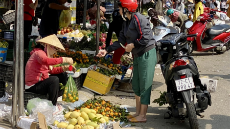Vì sao chợ tự phát ở Vũng Tàu vẫn tồn tại? (27/7/2024)