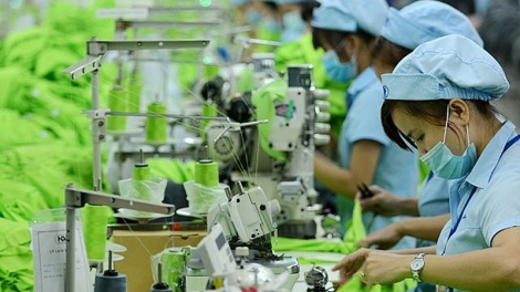 Doanh nghiệp chậm chuyển đổi xanh: Điểm nghẽn ở đâu? (25/07/2024)
