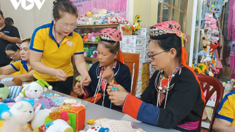 Những “nàng Bân” dưới chân núi Yên Tử (6/7/2024)