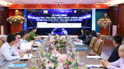 Phát động cuộc thi “Dữ liệu với cuộc sống 2024” (19/07/2024)