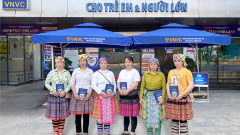 Giải ngân 100 tỷ đồng cho chương trình trả góp gói vắc xin 0% lãi suất (03/8/2024)