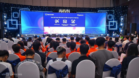 PTT Trần Lưu Quang: phát triển và ứng dụng AI phải lấy lợi ích quốc gia, lợi ích của xã hội, người dân làm trung tâm (23/8/2024)