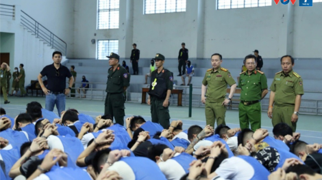 THỜI SỰ 12H TRƯA 8/8/2024: Bộ Công an phá đường dây lừa đảo chiếm đoạt tài sản trị giá trăm tỷ đồng liên quan đến người Việt Nam tại đặc khu kinh tế Tam Giác Vàng, tỉnh Bò Kẹo, Cộng hòa Dân chủ Nhân dân Lào.