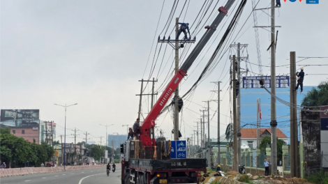 Bình Dương di dời số lượng lớn trụ điện để thi công quốc lộ 13 (24/8/2024)