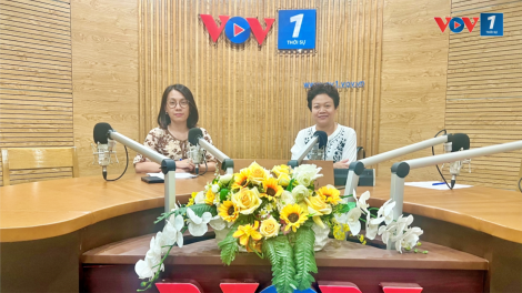 Quy định mới về dạy thêm, học thêm: Nên "cấm" hay "quản"? (27/8/2024)