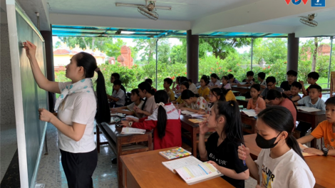 Chắp cánh ước mơ học cho học sinh nghèo (8/8/2024)