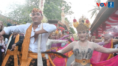 Indonesia giải quyết tình trạng quá tải, phát triển quá “nóng” tại các điểm du lịch (31/8/2024)