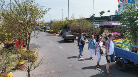 Tiền Giang: Nhiều người dân phản ứng chủ trương di dời chợ Hoa Xuân 2025 sang vị trí mới (10/8/2024)