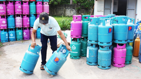 Tăng cường ngăn chặn kinh doanh gas trái phép (06/8/2024)