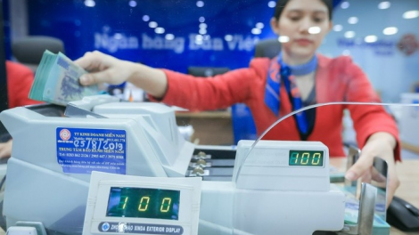 Đã có những Ngân hàng đầu tiên giảm lãi suất để hỗ trợ người dân và doanh nghiệp phục hồi sản xuất, kinh doanh
sau bão số 3 (16/9/2024)
