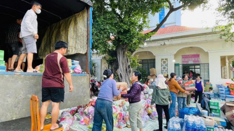Kinh nghiệm chở hàng cứu trợ đến với bà con vùng lũ (12/9/2024)