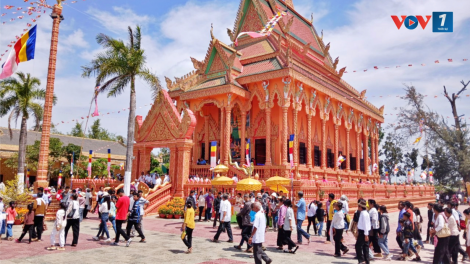 Vị thế của “Ngôi chùa” trong đời sống văn hóa đồng bào Khmer (09/9/2024)