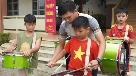 Các huyện vùng cao Kon Tum sẵn sàng phương án khai giảng trong tình huống mưa lũ (04/09/2024)