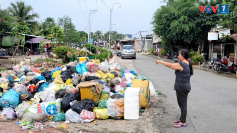 Tiền Giang: Khu dân cư “kêu trời” vì bãi rác lộ thiên gây ô nhiễm (25/9/2024)