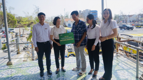 Gồng mình đứng dậy sau bão (24/09/2024)