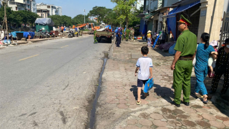 Vỉa hè lòng đường Hà Nội: Chuyển biến lắm, tồn tại nhiều (28/9/2024)