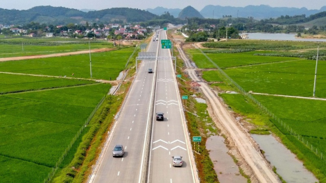 Đổi mới cơ chế, chính sách thu hút nhà đầu tư vào hạ tầng giao thông (05/09/2024)