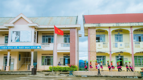 Năm học mới và nỗi trăn trở ở xã vùng sâu học sinh phải qua 3 tỉnh “tìm” con chữ (5/9/2024)