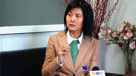 Nữ nhà văn Trung Quốc chép lại “Nhật ký trong tù” bằng tranh (2/9/2024)