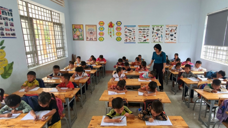 Nâng cao chất lượng giáo dục vùng sâu góp sức xây dựng nông thôn mới (11/1/2025)