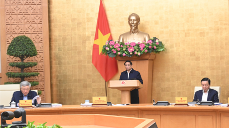 Thủ tướng: Tránh khoảng trống pháp luật sau khi thực hiện sắp xếp tổ chức bộ máy (7/1/2025)