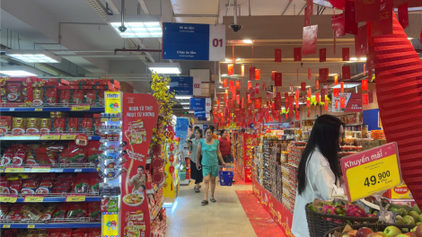 Sức mua Tết năm 2025 chậm, người dân ở TPHCM đang thắt chặt chi tiêu (11/12/2025)