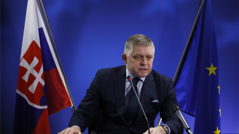 Thủ tướng Fico: Slovakia có thể dừng mọi viện trợ nhân đạo cho Ukraine (10/1/2025)