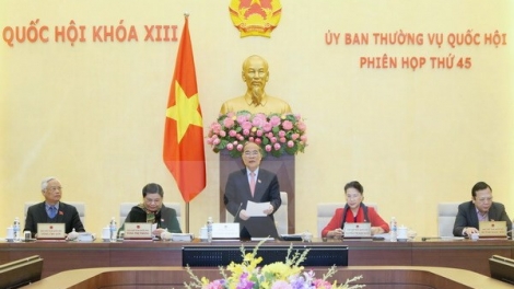 Ủy ban Thường vụ Quốc hội khai mạc phiên họp thứ 45 với nhiều nội dung quan trọng chuẩn bị cho kỳ họp thứ 11 Quốc hội khóa 13, dự kiến khai mạc vào tháng 3 tới. (Thời sự trưa 17/02/2016)