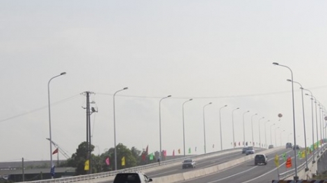 Thanh tra Chính phủ có kết luận thanh tra dự án đầu tư phát triển cơ sở hạ tầng đô thị Bắc Thăng Long – Vân Trì, Hà Nội với sai phạm tài chính cần xử lý là hơn 13 tỉ đồng và hơn 4 triệu yên Nhật. (Thời sự đêm 9/12/2015)