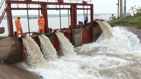 Đảm bảo điện cho phát triển kinh tế và đời sống gắn với đảm bảo nguồn nước phục vụ sản xuất nông nghiệp vùng hạ du (14/02/2016)