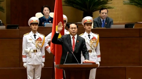 Sáng nay, Quốc hội đã bầu ông Trần Đại Quang, Ủy viên Bộ Chính trị, Đại tướng, Bộ trưởng Bộ Công an giữ cương vị Chủ tịch nước, kế nhiệm ông Trương Tấn Sang. (Thời sự trưa 02/4/2016)