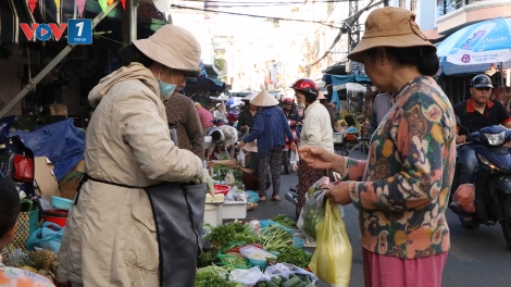 Rộn ràng phiên chợ may mắn đầu năm