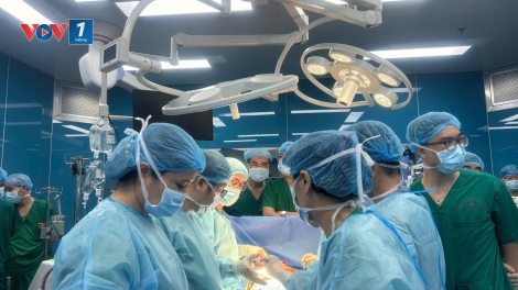 Theo dòng thời sự sáng 24/2/2025