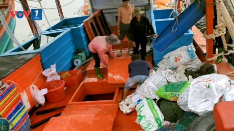 Ngư dân Trà Vinh gặp khó khi vươn khơi dịp đầu năm