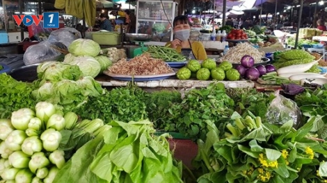 Cần giải pháp hiệu quả để kiểm soát giá vàng, giá đất, giá các mặt hàng thiết yếu,
