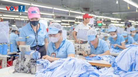 Đơn hàng tăng, doanh nghiệp dệt may hướng tới mục tiêu 48 tỷ USD trong năm 2025 (25/02/2025)