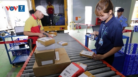 THỜI SỰ 6H 18/2/2025: Từ hôm nay, hàng hóa nhập khẩu giá trị thấp phải nộp thuế VAT