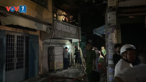 Cháy nhà trong hẻm sâu ở TPHCM, 2 người may mắn thoát kịp