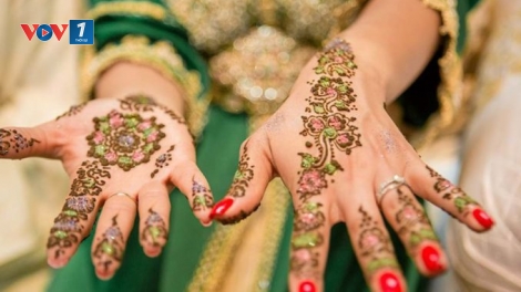 Nghệ thuật vẽ Henna của Maroc tỏa sáng trên bản đồ di sản phi vật thể thế giới