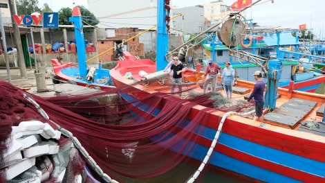 Những ngư dân can trường bám biển (02/02/2025)