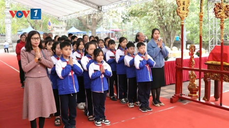 Hải Phòng: Dâng hương kỷ niệm 1081 năm ngày hóa Đức vương Ngô Quyền