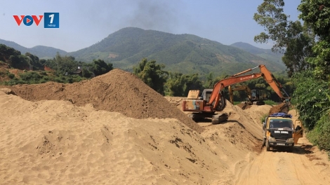 Siết chặt quản lý tài nguyên khoáng sản ở Sông Mã