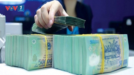 Các ngân hàng đồng loạt hạ lãi suất tiền gửi