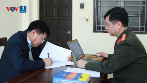Bắt 2 đối tượng làm giả tài liệu, gian lận tuổi cầu thủ trẻ Sông Lam Nghệ An