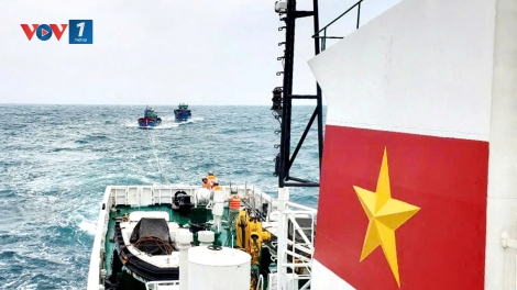 Tàu 368 kịp thời cứu kéo 2 tàu cá cùng ngư dân gặp nạn trên biển