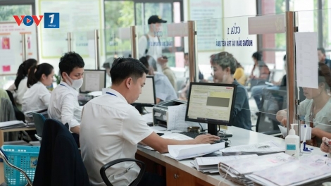 Không bắt buộc điều chỉnh các loại giấy tờ khi chưa hết thời hạn