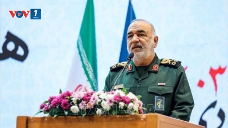 Iran cảnh báo đáp trả mọi cuộc tấn công sau khi Mỹ không kích Houthi